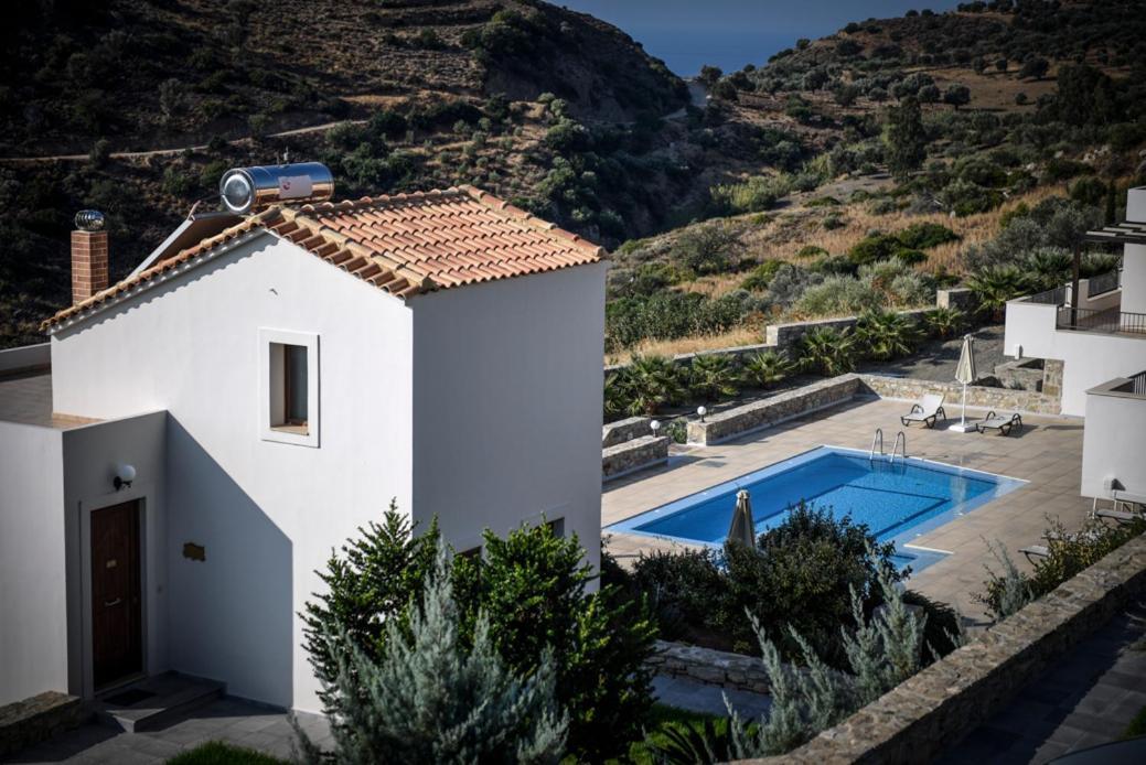 Lenikos Resort Agia Galini  Exterior photo